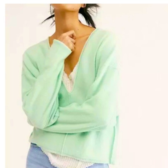 FREE PEOPLE fall  SOLITAIRE CASHMERE V NECK PULLOVER boho green soft sweater - Picture 1 of 5